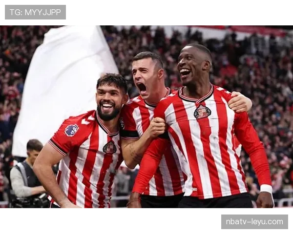 谢联延续强势表现,英超赛场再展无敌风采 谢联延续强势表现,英超赛场再展无敌风采