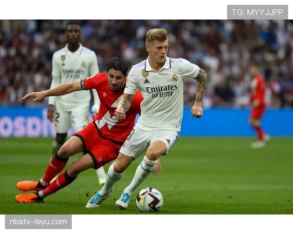 皇马防线坚如磐石，新赛季状态回升彰显强大防守实力