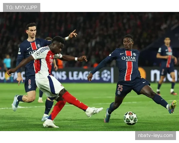 阿什拉夫欧战助攻创历史新高，状态回暖彰显卓越球技与团队精神