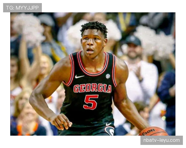 安东尼·爱德华兹突破能力提升显著 拉开球队无球进攻空间